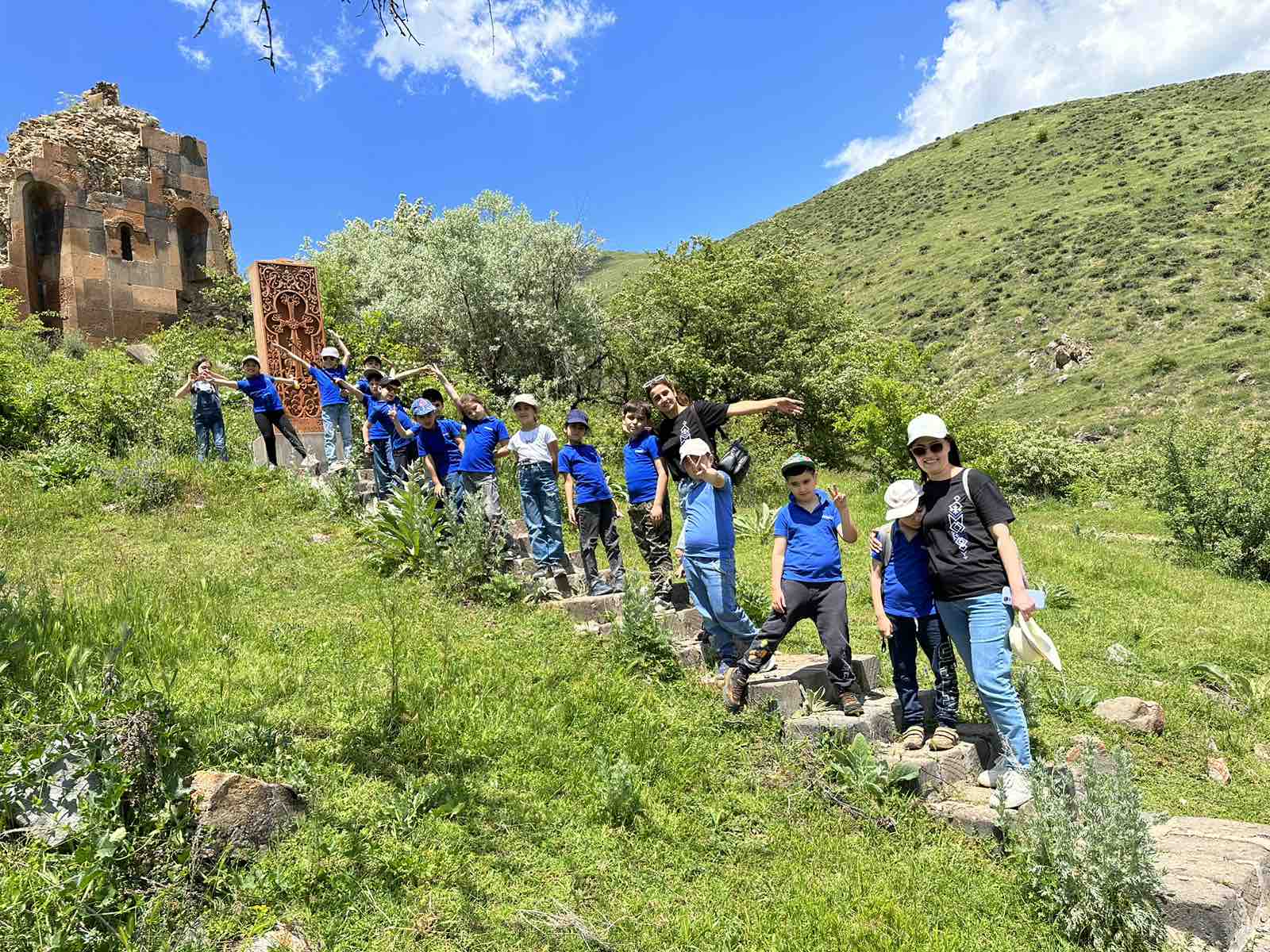 «Հակաբացիլ Կոմիտաս» բարձունքին