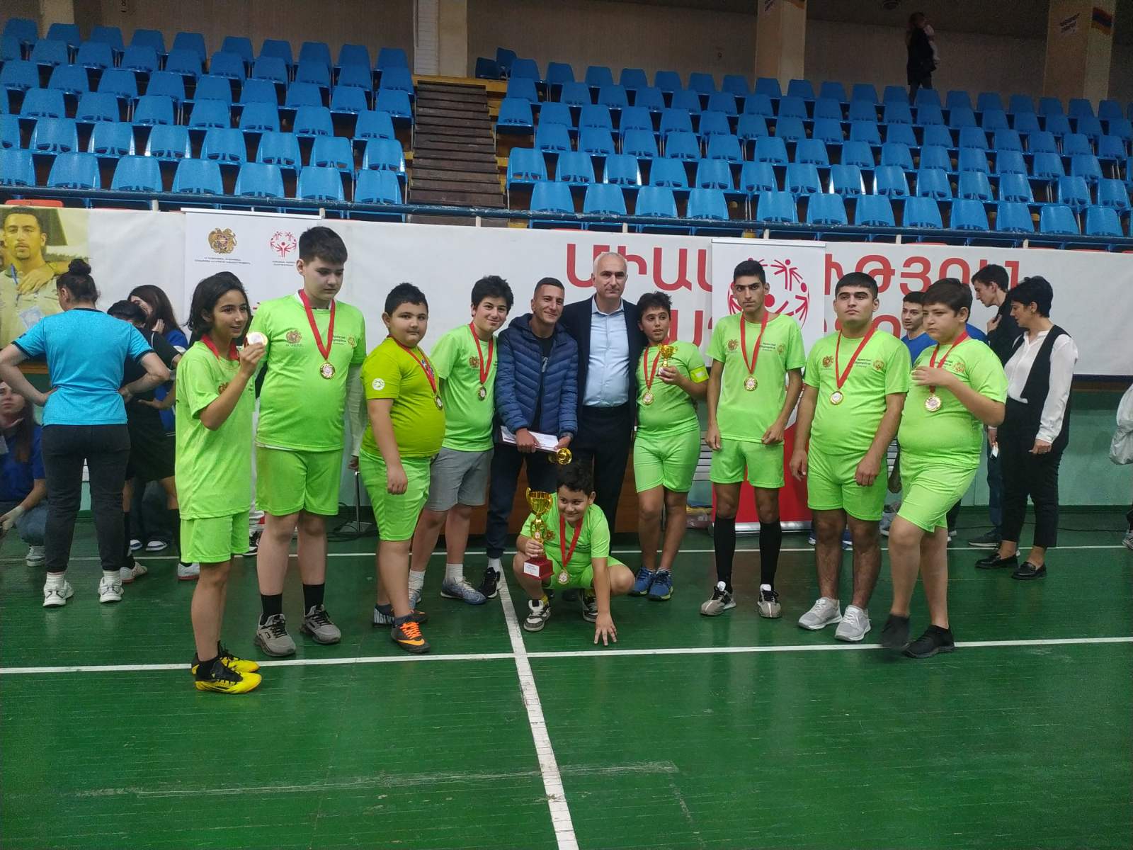 Olympiade pan-arménienne « Football pour tous ».