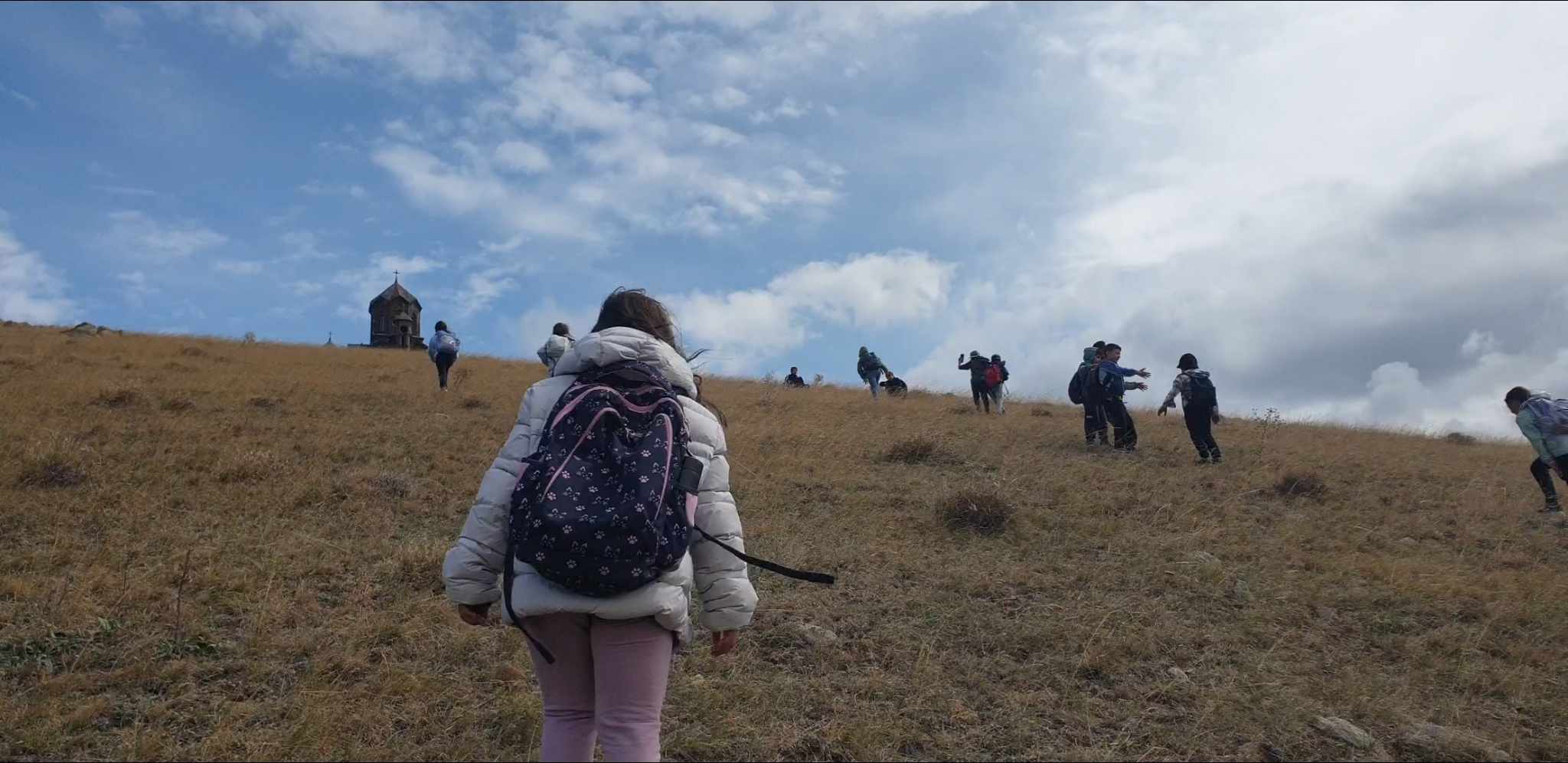 Ճամփորդություն դեպի  Ծաղկունք