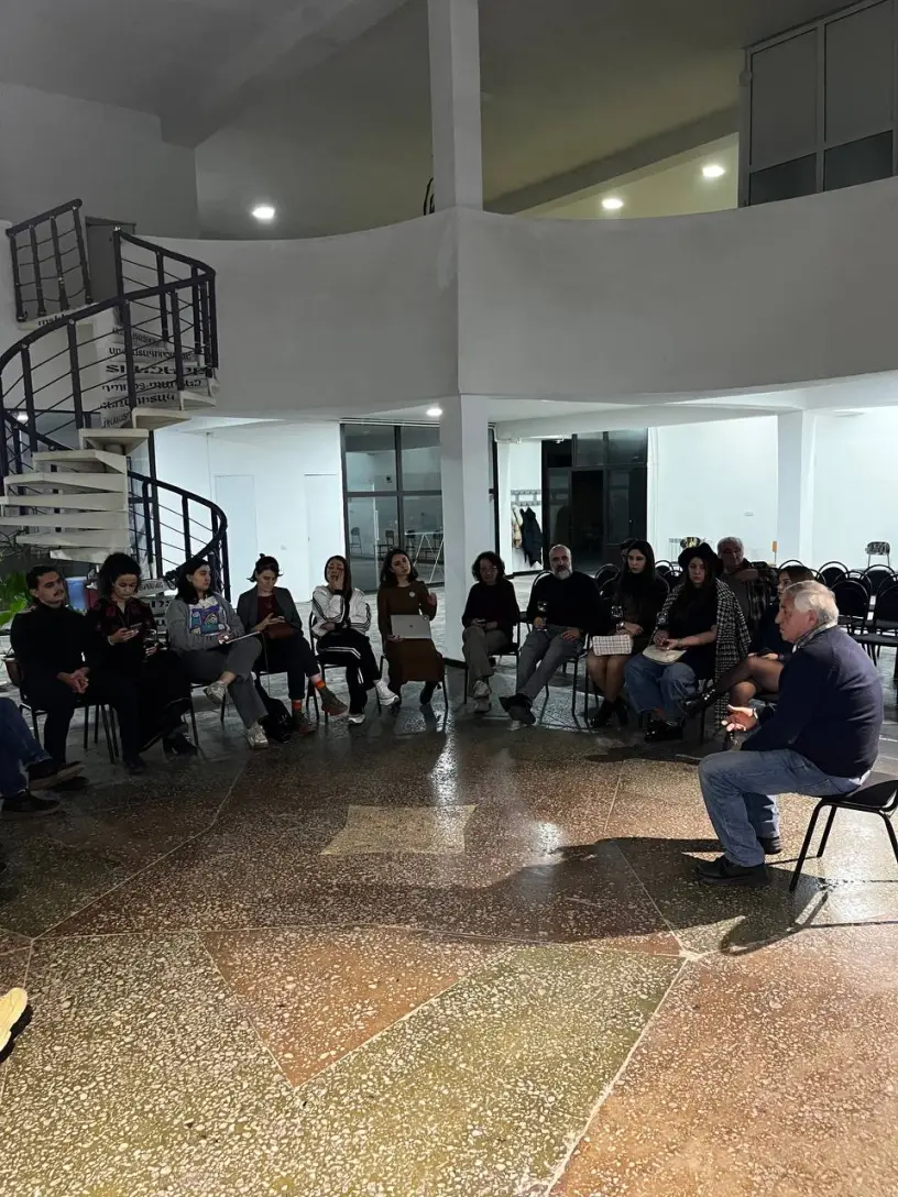 Sintesi del primo incontro della “"Comunità degli ex studenti Sebastatsi”.