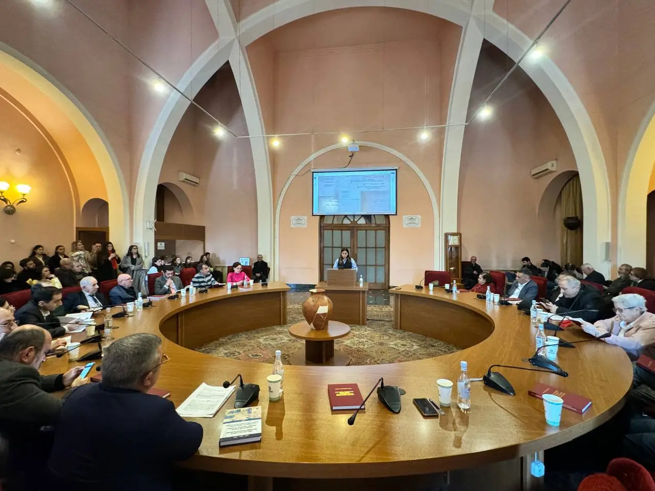 Մասնակցություն գրքի շնորհանդեսի