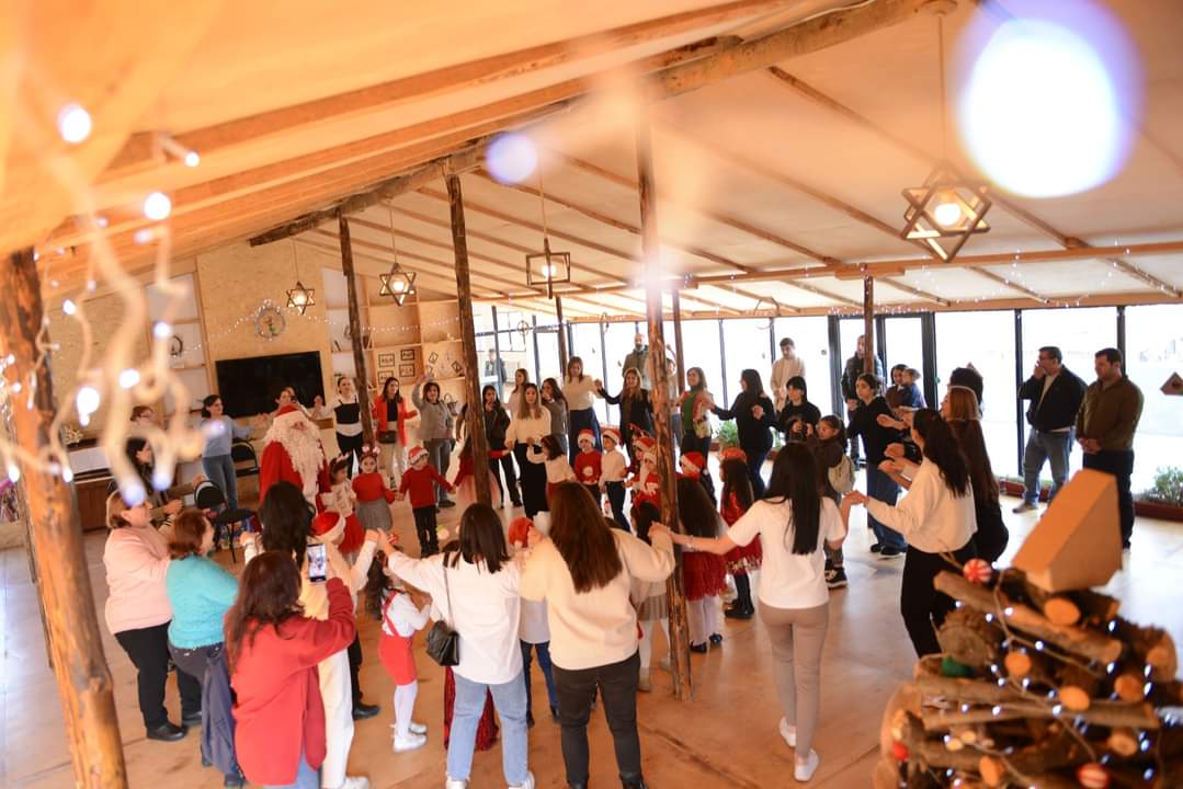 Ամանորյա տոնախմբությունների շքերթ Արևելյան դպրոցում