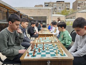 Շախմատի առաջնություն Արևելյան դպրոցում