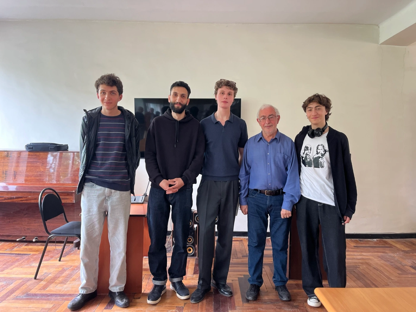 Պատանի հետազոտողները