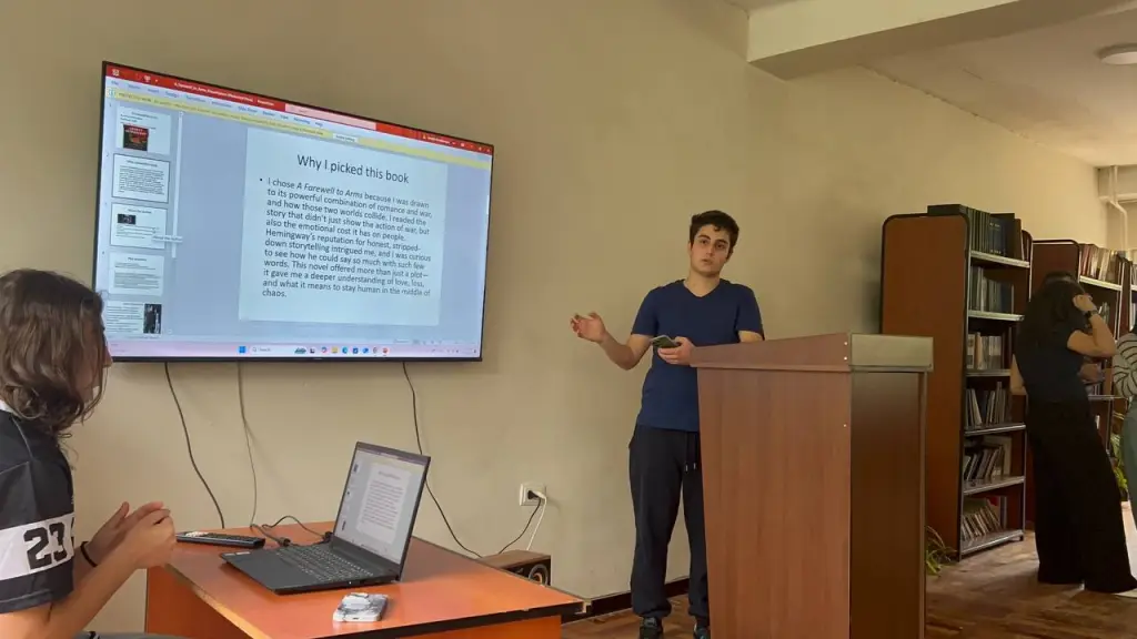 Project Presentation "Diverse Interests: Reading Reflections"
