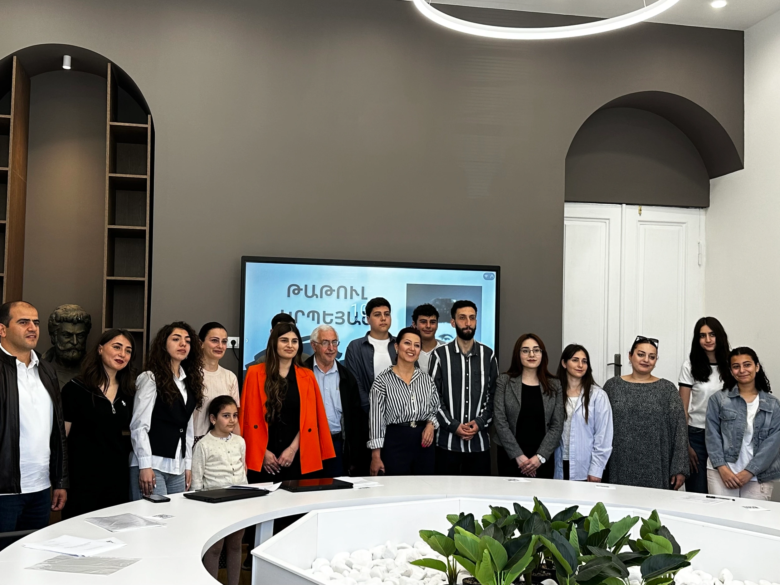 Հետազոտական աշխատանքների պաշտպանություն # 8