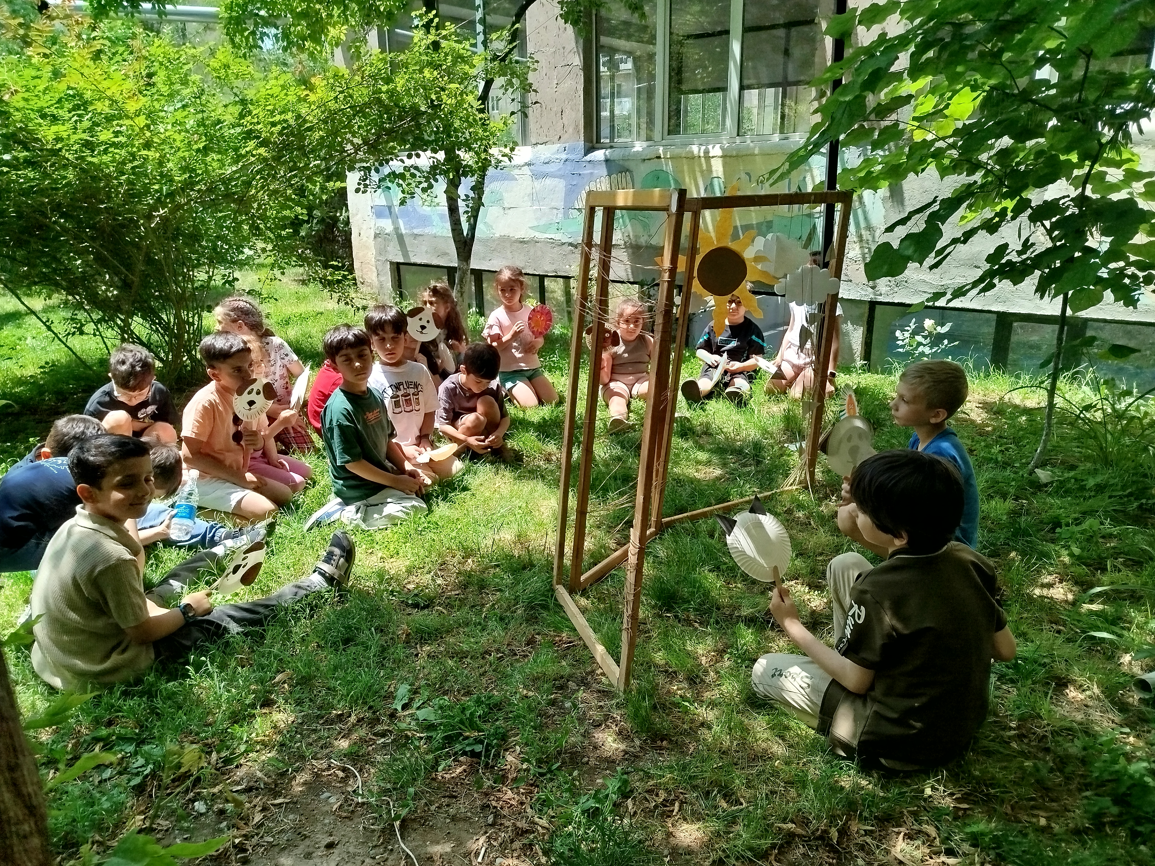 Հավեսի ճամբարում
