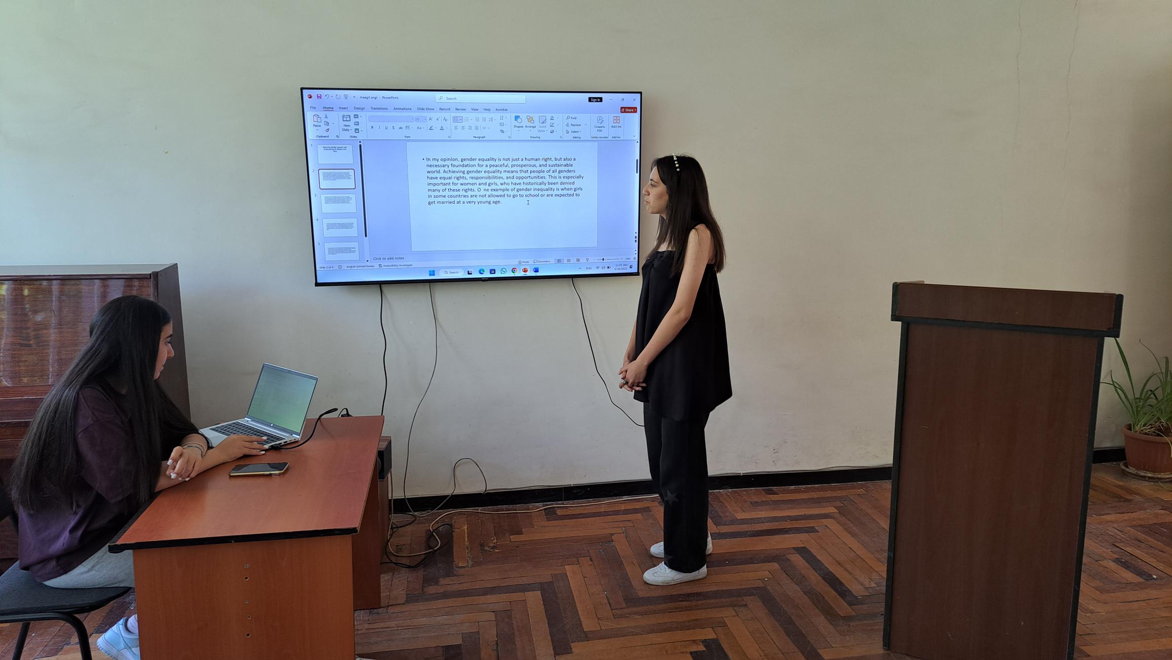 «Մուտք վարժարան» ճամբարը՝ հասարակագիտական աշխատարանում