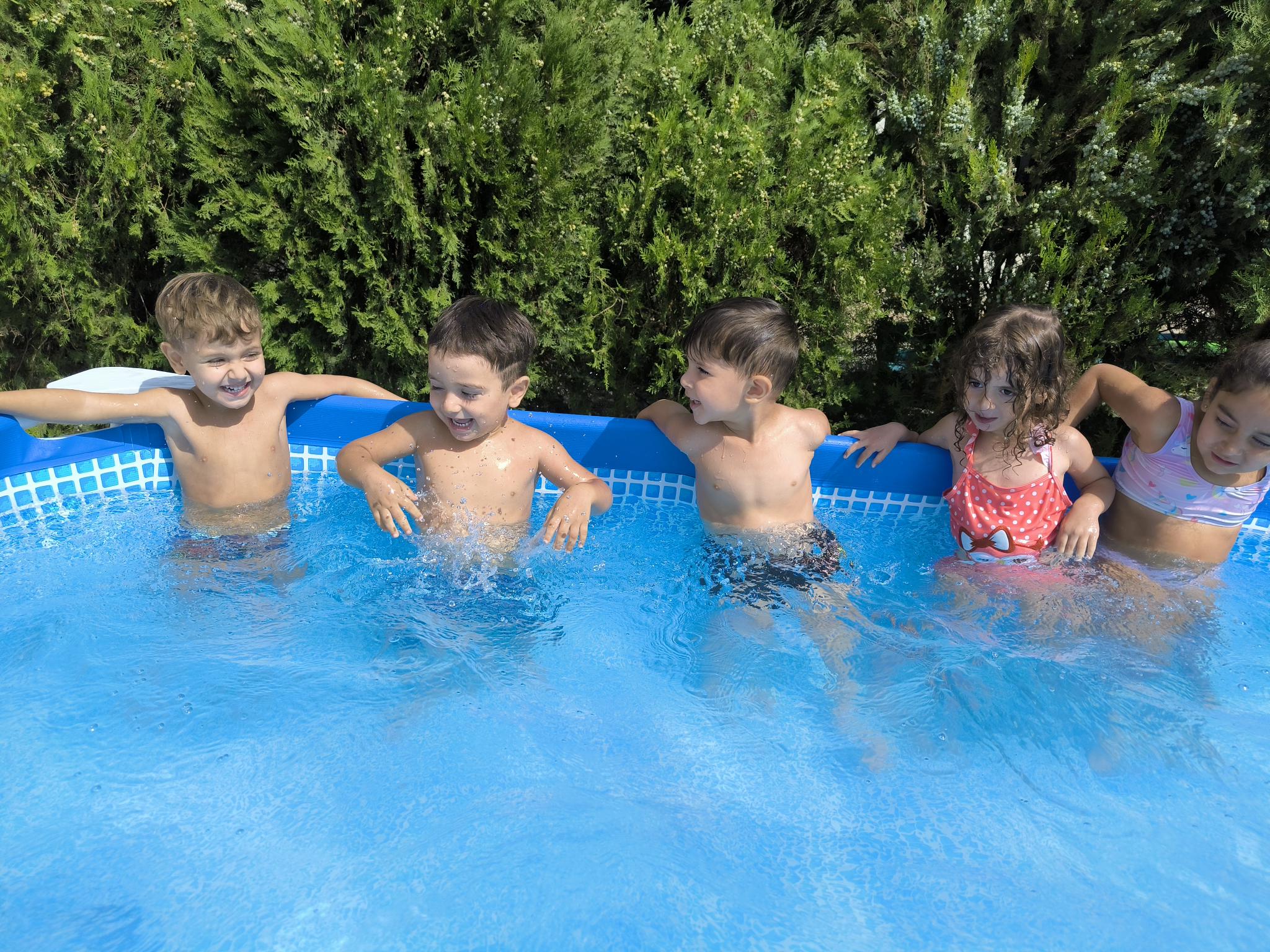 Աշնանային լողափ