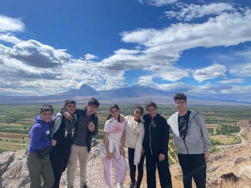 Անկախության տոնը բարձունքին