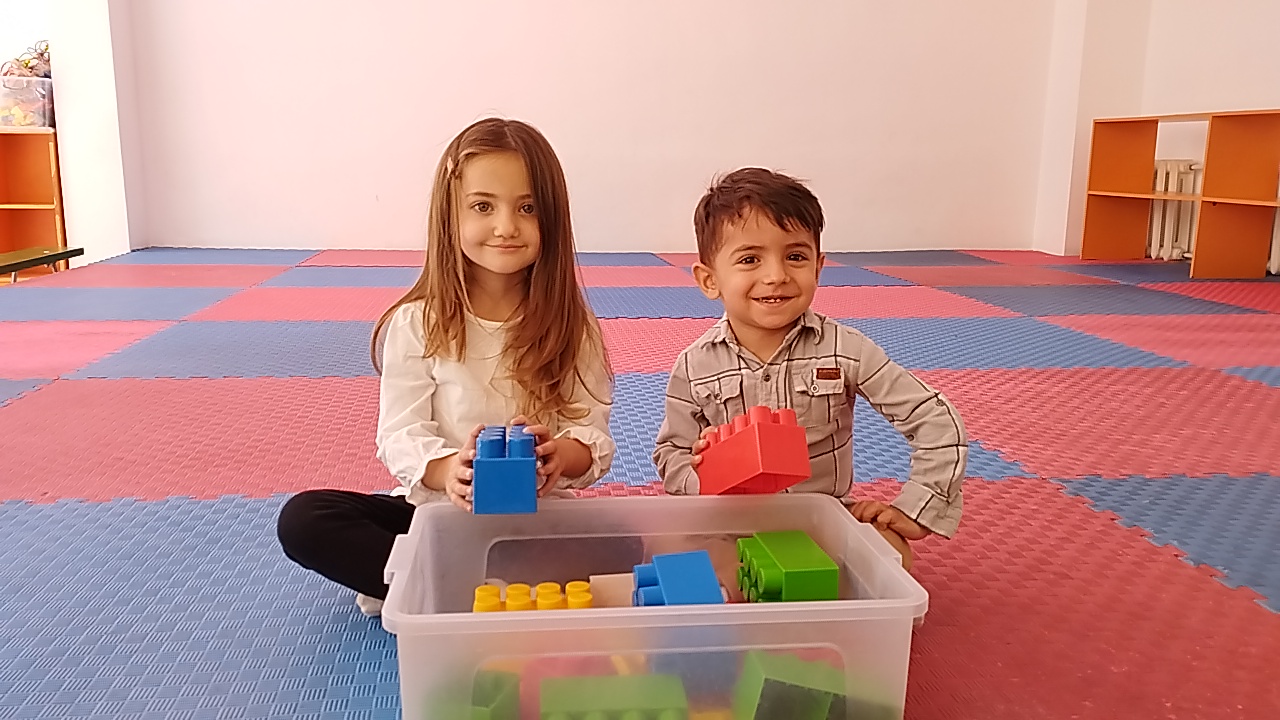 Մարզառոդարիական խաղեր