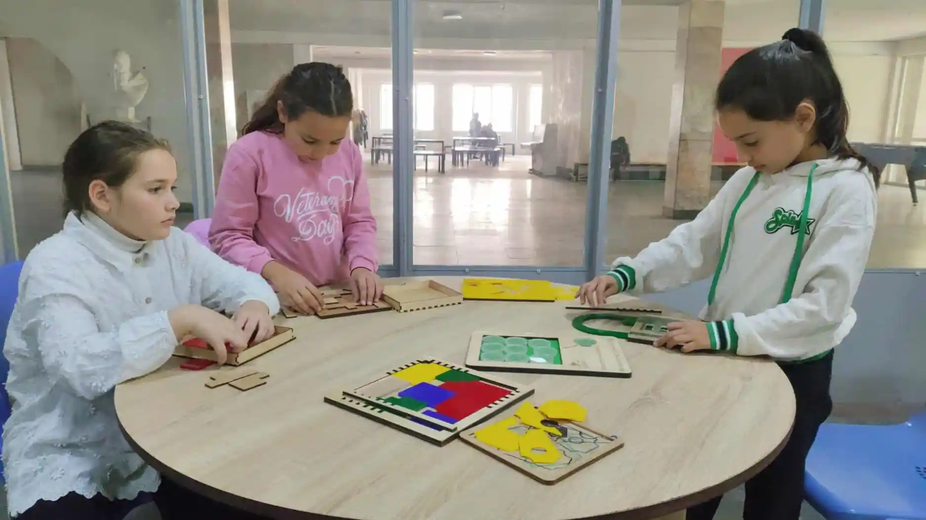 Посещение игротеки образовательного комплекса