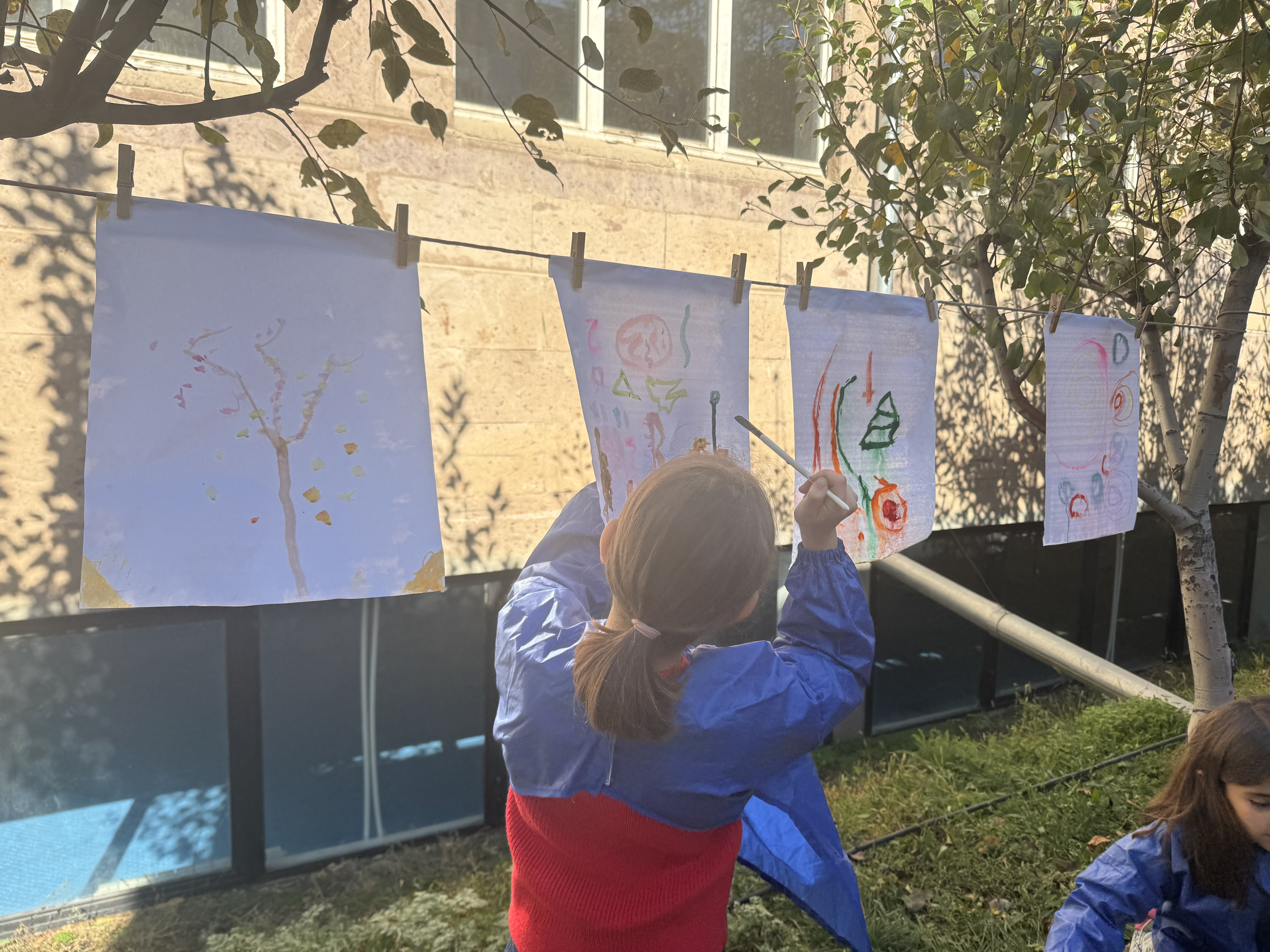 Il genitore è sulla piattaforma. "Colore e atmosfera."