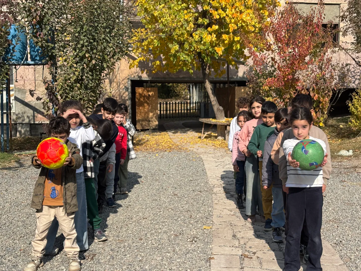 Մարզական դադար գնդակախաղերով