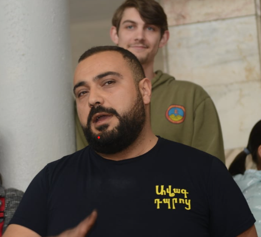 Նվեր կրթահամալիրին․ հարցազրույց Էմանուել Ագջոյանի հետ