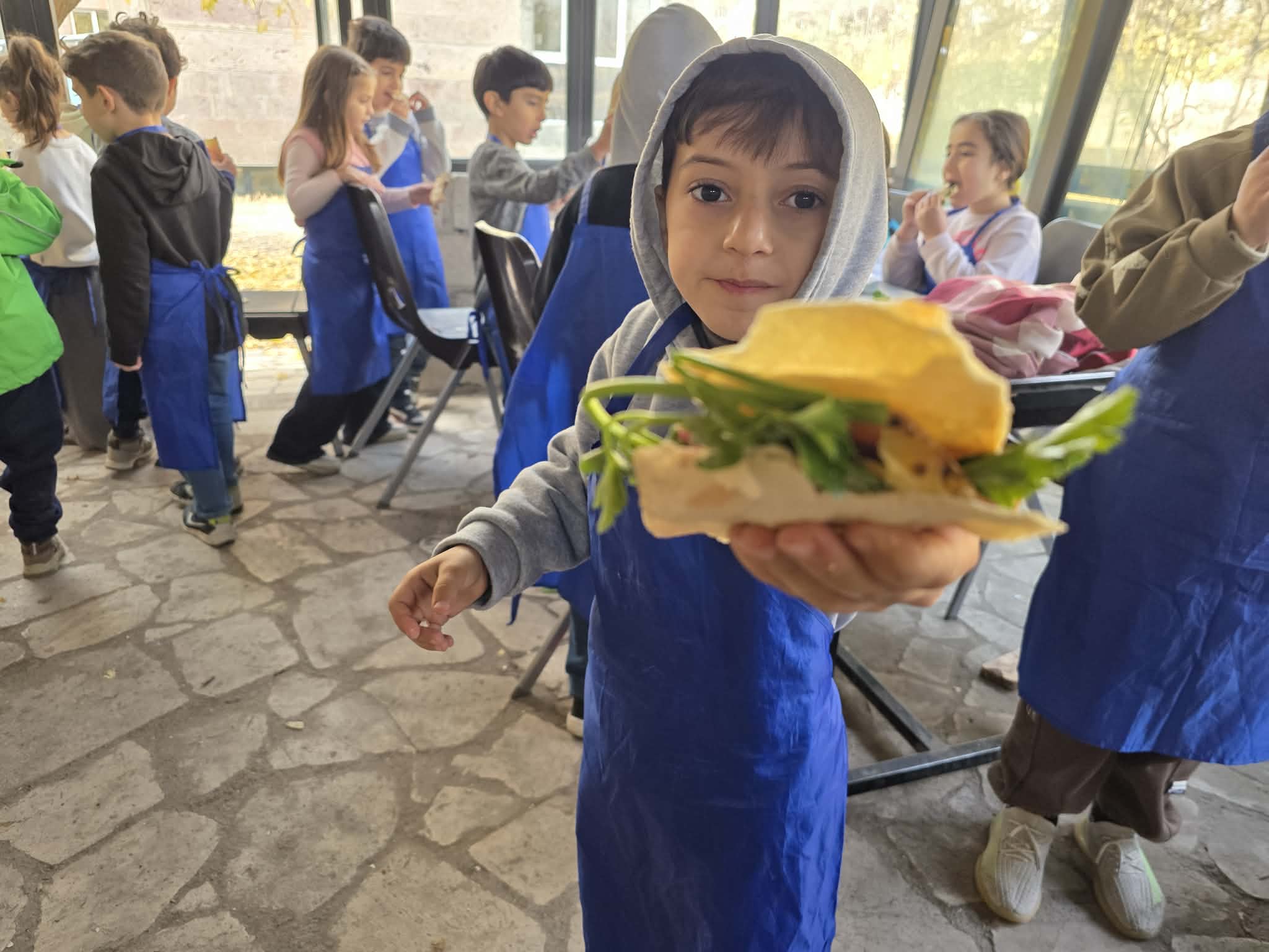 Հաց կթխեմ, գարի ա…