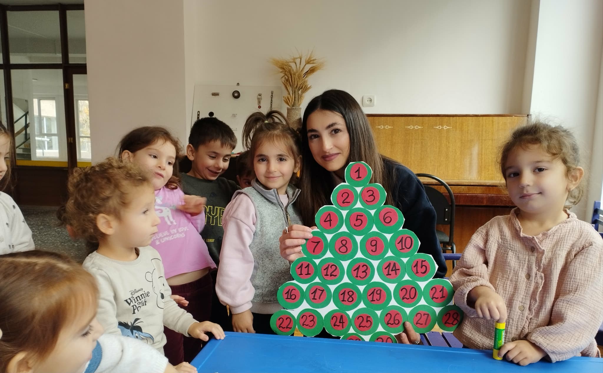 «Հարթակում ծնողն է». ամանորյա օրացույց