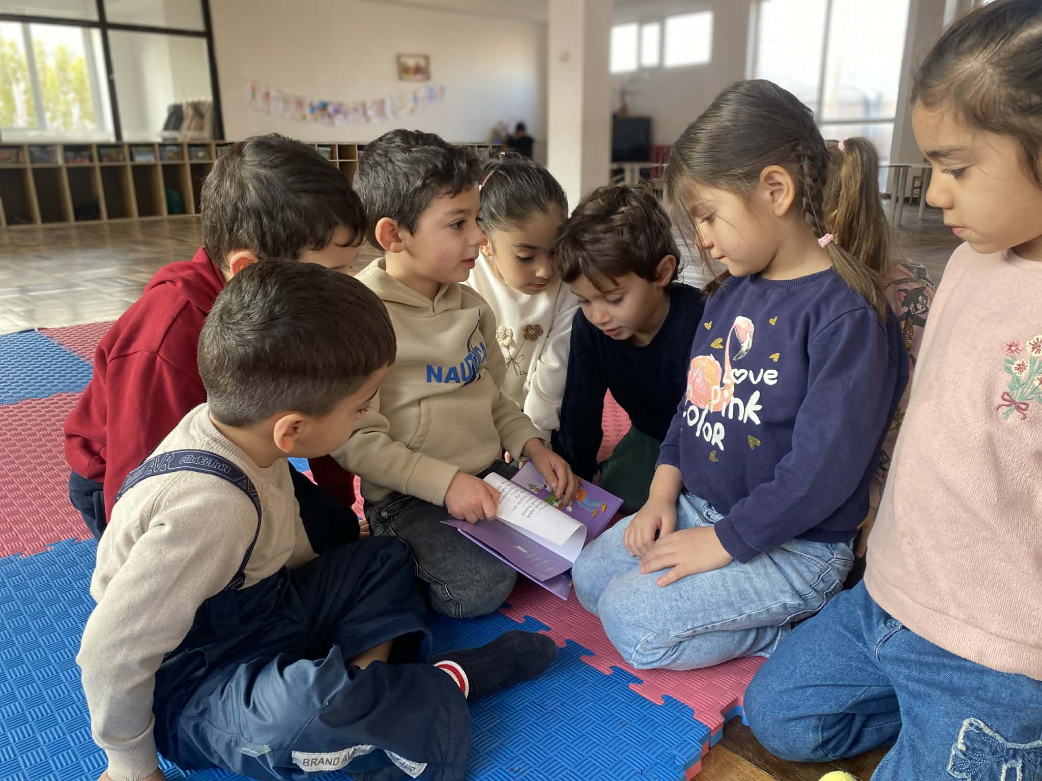 Ընթերցանության անկյուն