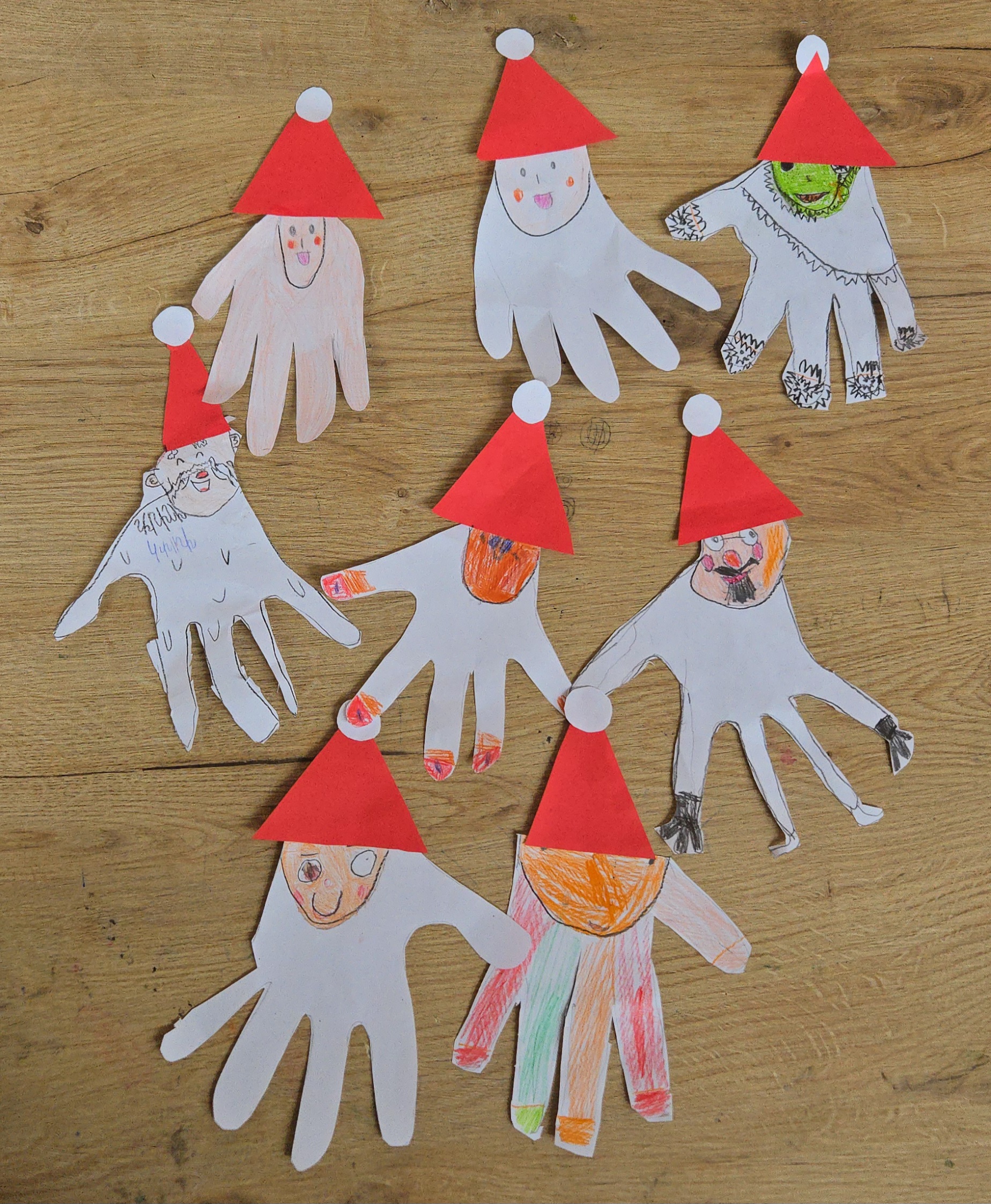 Ուրախ Ձմեռ պապիկներ