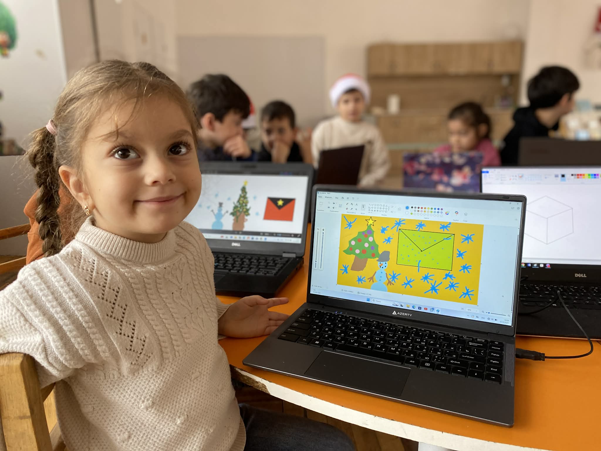 Ամանորյա տոնական մեդիաբացիկներ