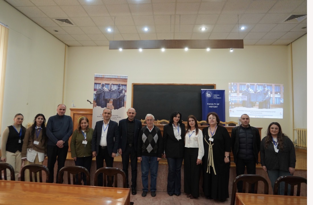 Participación en el coloquio internacional 