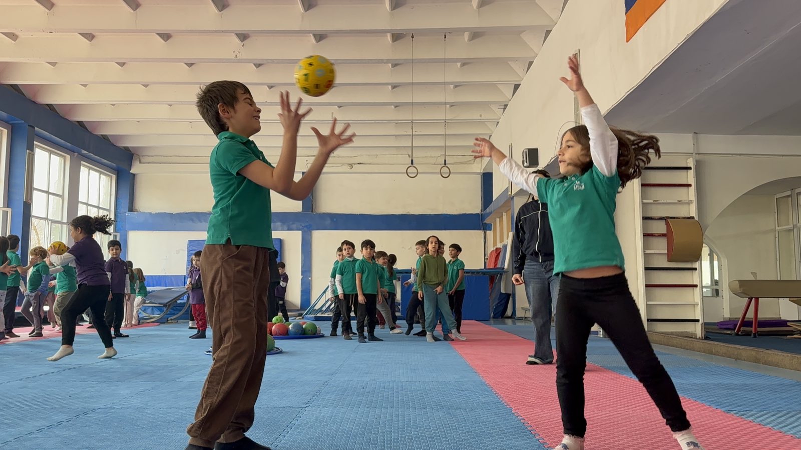 Գնդակախաղեր