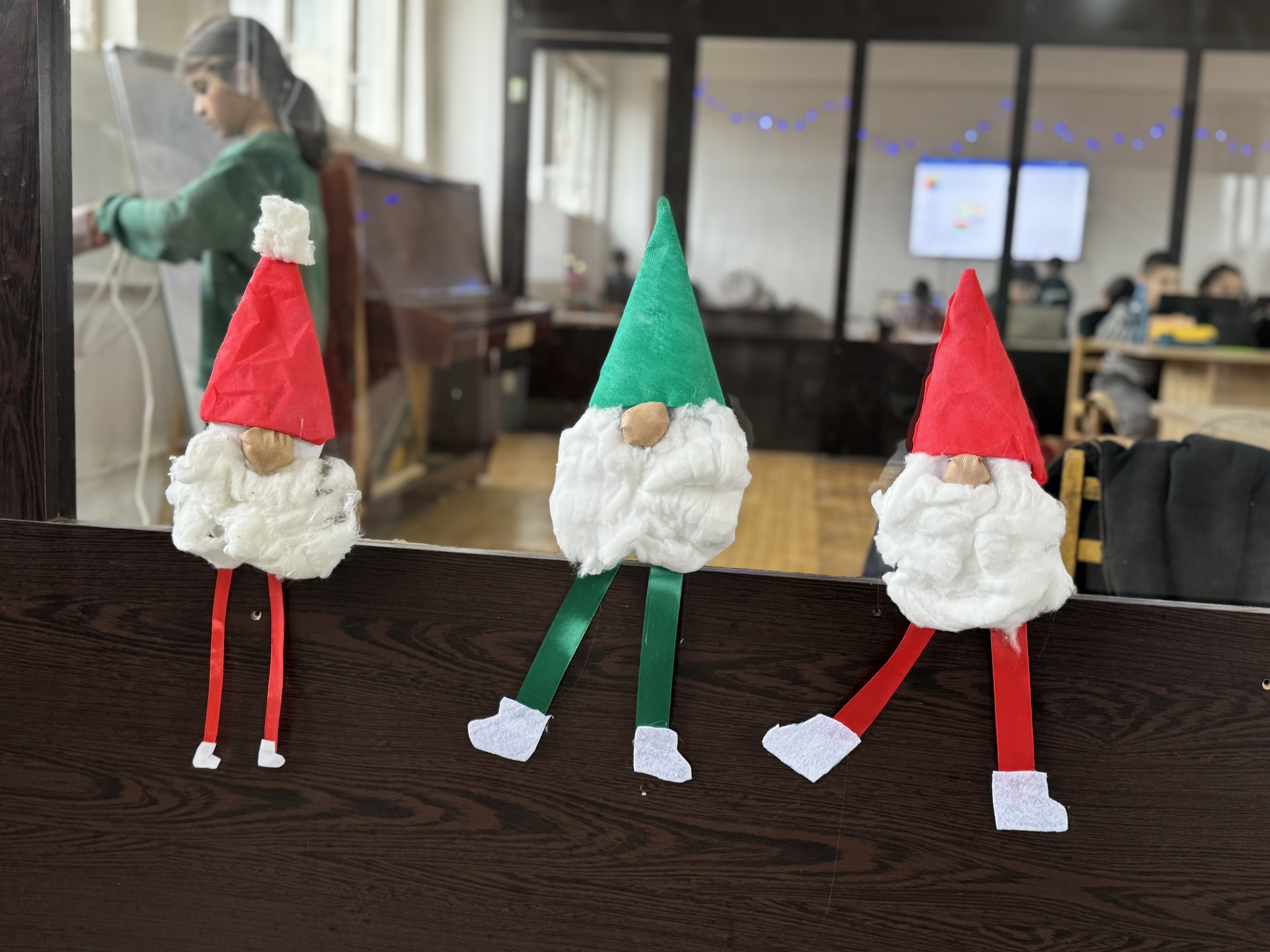 Ձյունոտ աքրոստիկոսներ