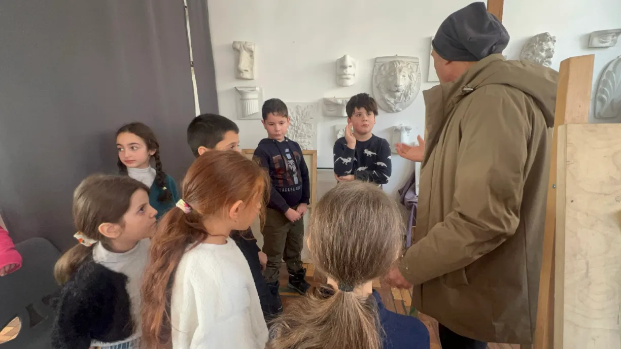 Գունանկար, գծանկար․ համագործակցային նախագիծ