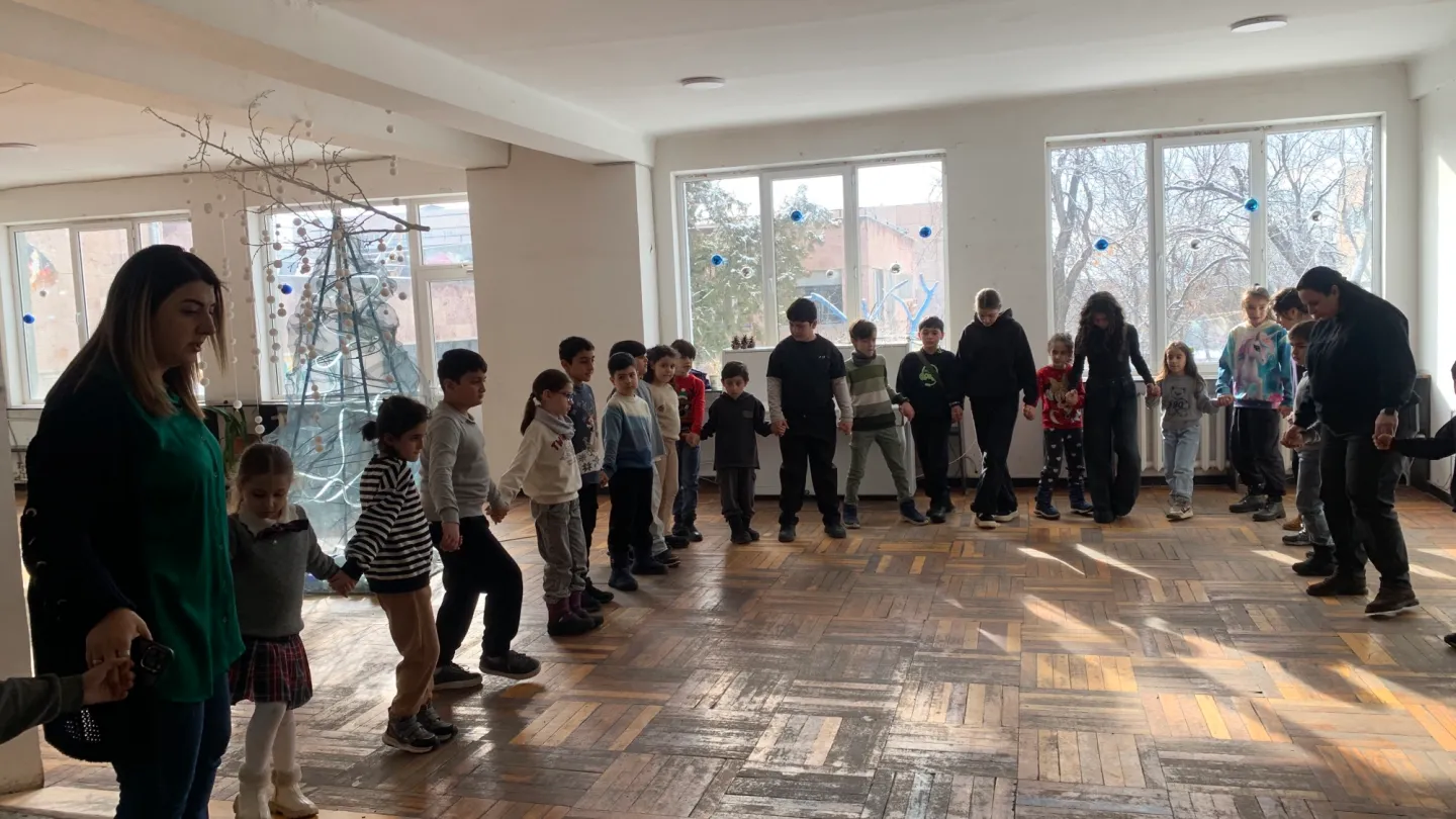 Ազգային պարեր, ազգային խաղեր