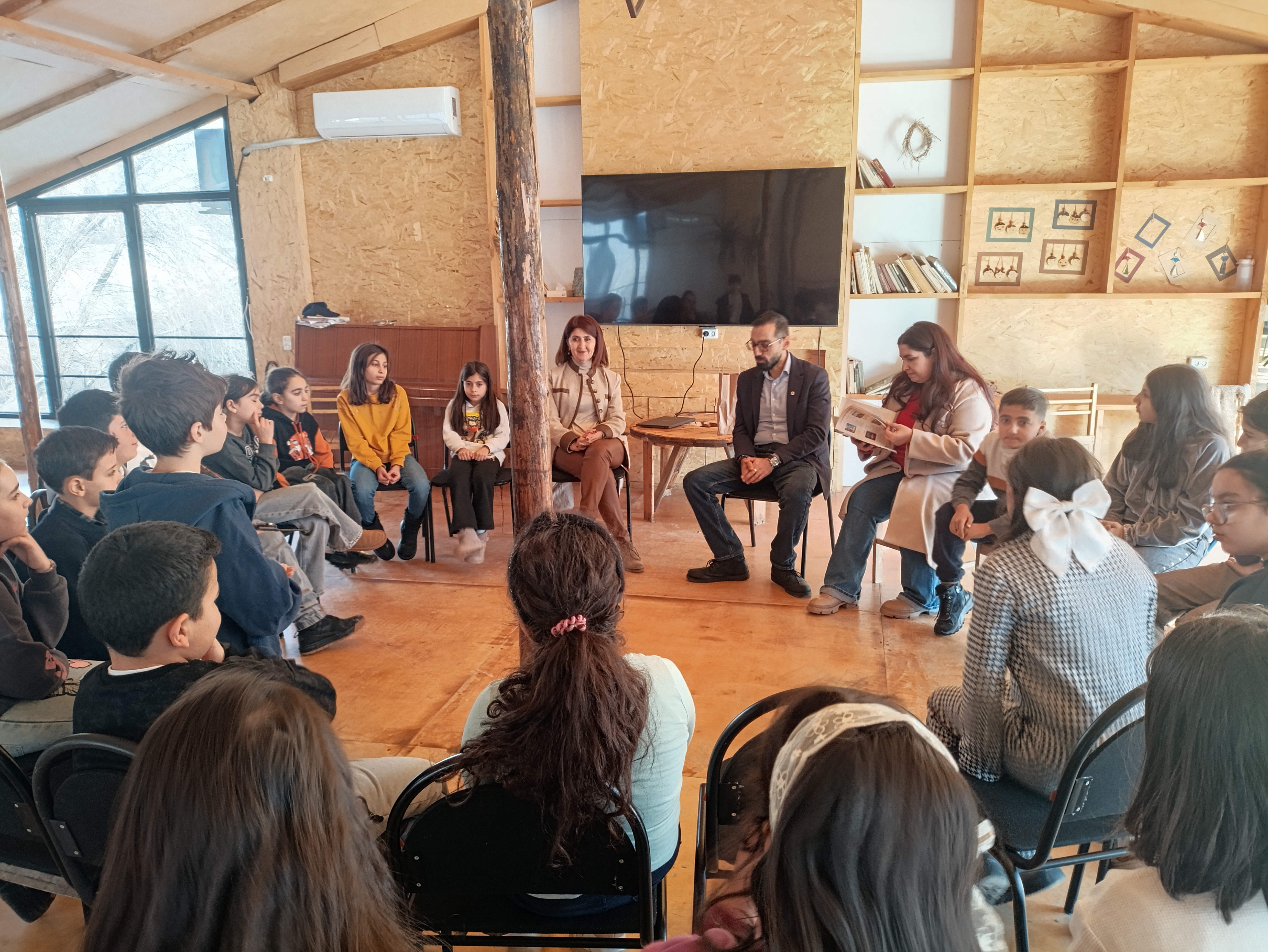 Հանդիպում Հայկ Աջապահյանի հետ