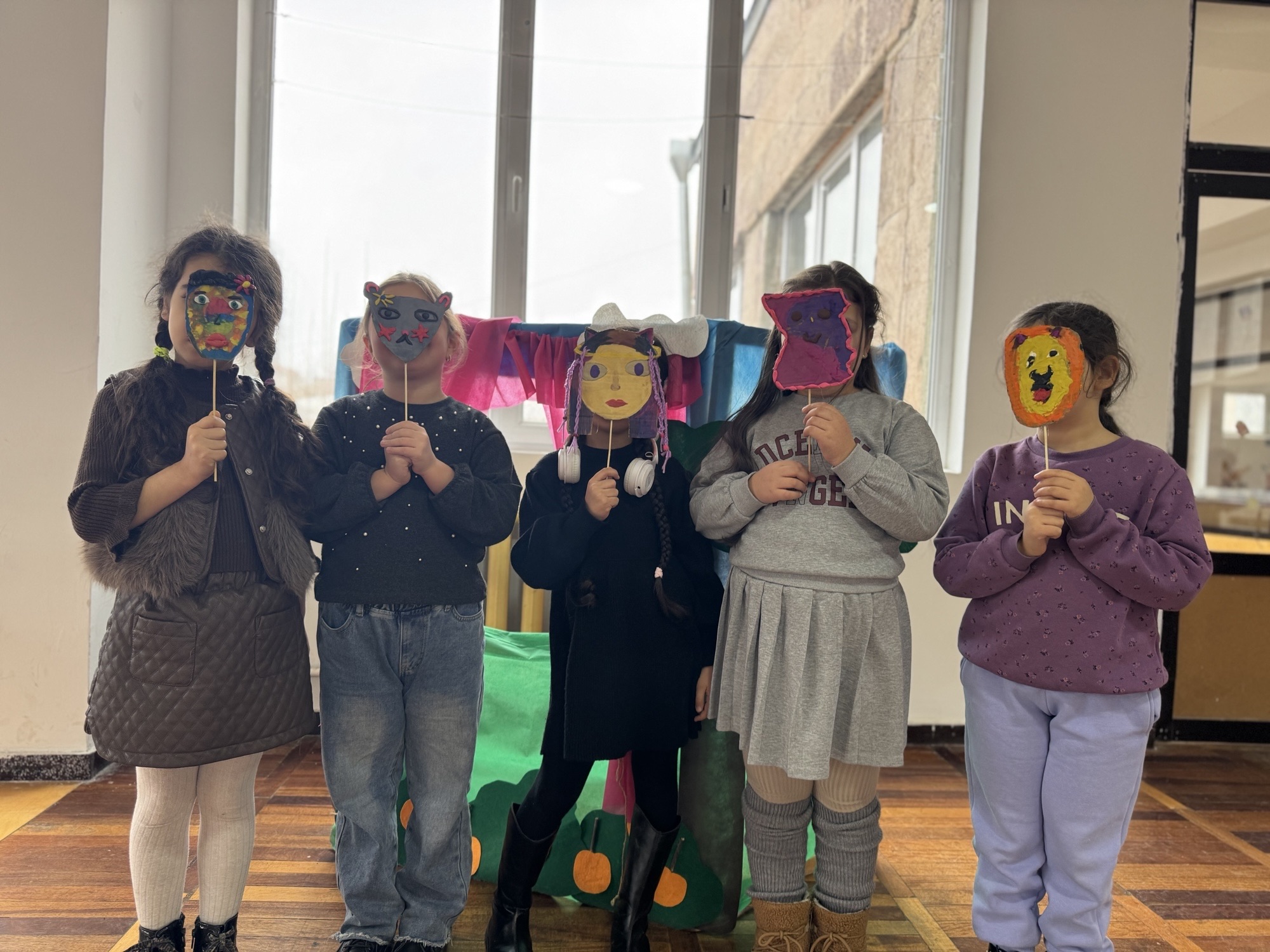 Խաղում ենք Թումանյան: Ընտանեկան նախագծեր