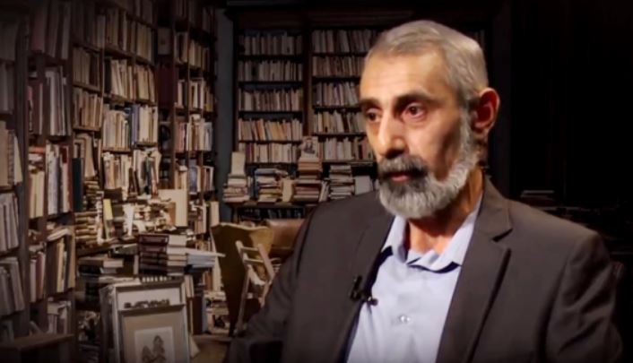 Հանդիպում գրող Հովիկ Չարխչյանի հետ