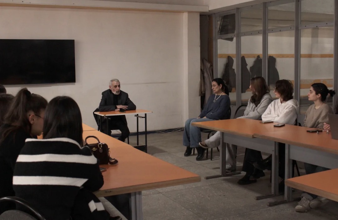 Rencontre avec l’écrivain Hovik Charkhchyan