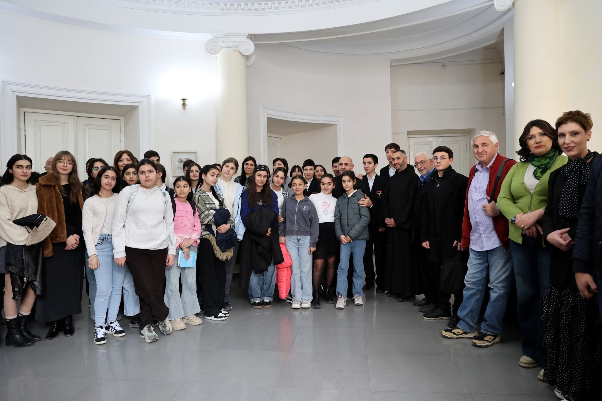 Մխիթար Աբբահոր ոտնահետքերով