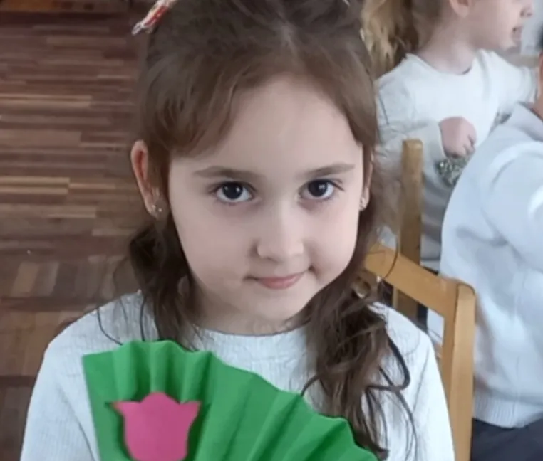 Մայրիկի բացիկը