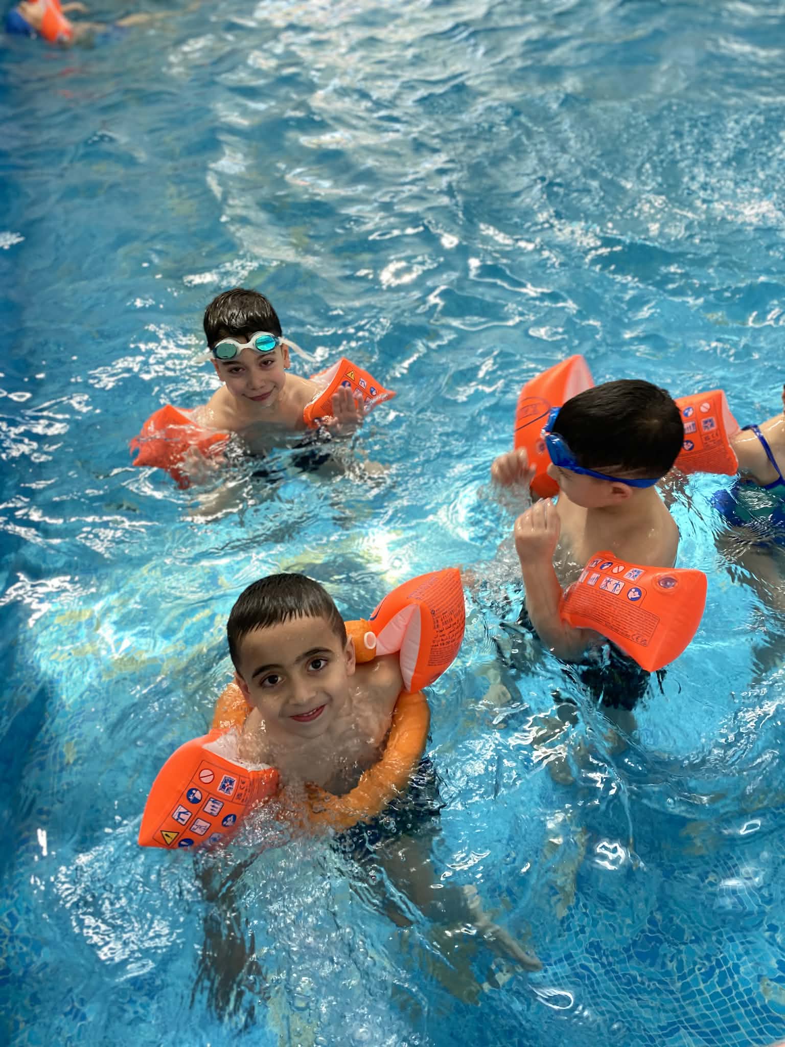 Գարնանային լող