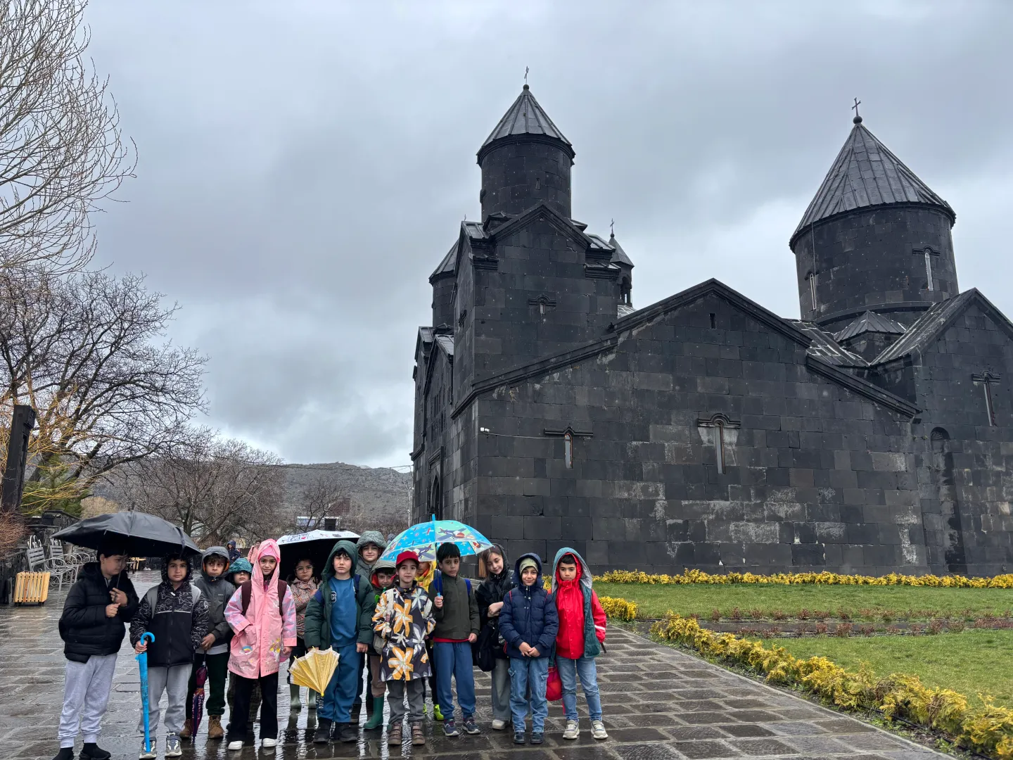 Կրկնազատիկը Տեղերի վանքում