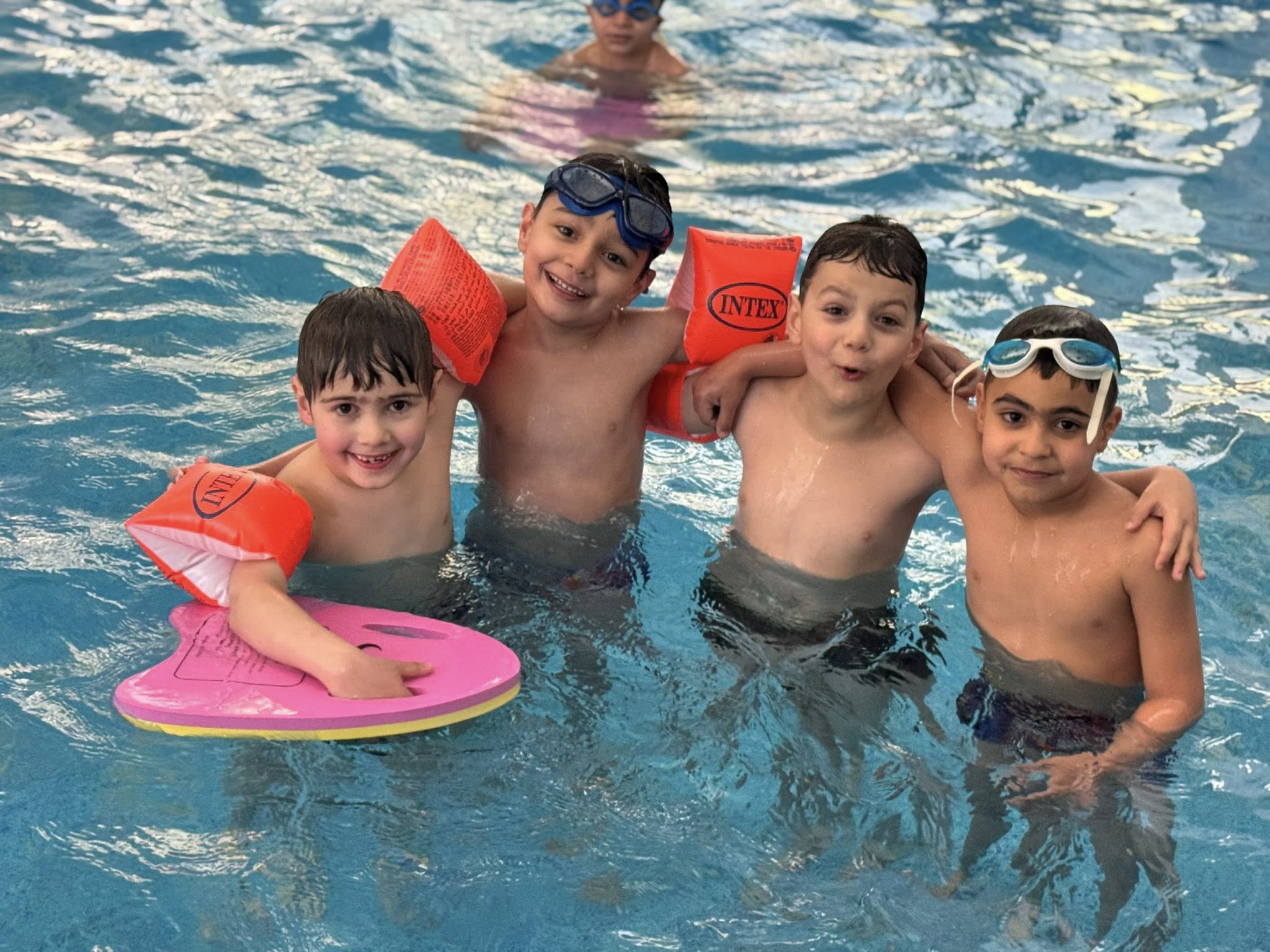 Գարնանային լող