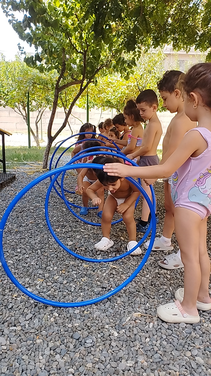 Մարզառոդարիական խաղեր